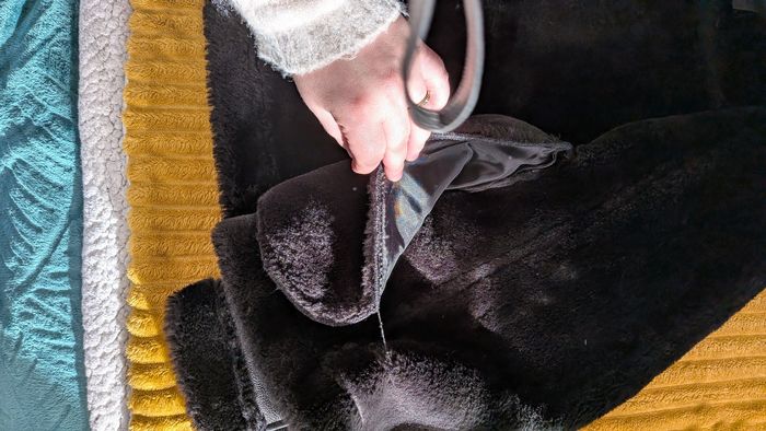 Veste en simili cuir et moumoute - photo numéro 8