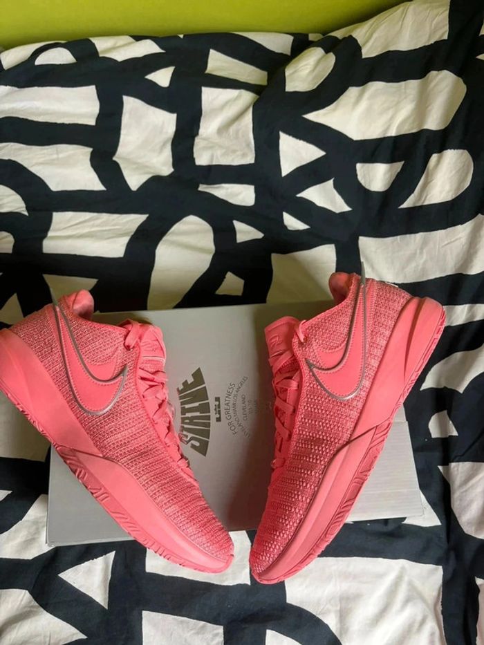 Nike LeBron 20 Pink Diamond • Édition US • Taille 46 - photo numéro 7