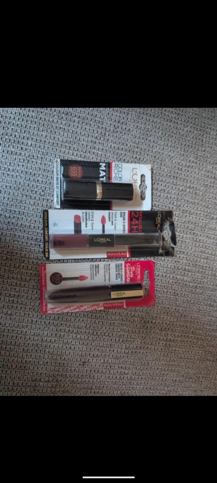 Lot rouges a lèvres L'Oréal