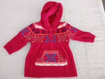 Pull 3-6 mois (réf perso F-C18)(familleac72)