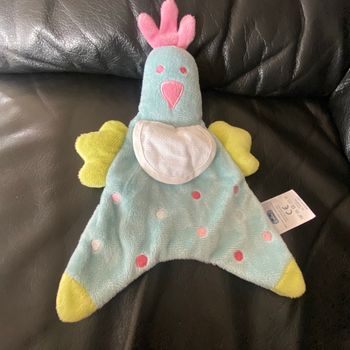 DOUDOU PLAT OISEAU BLEU VERT ROSE BAVOIR DMC 24CM