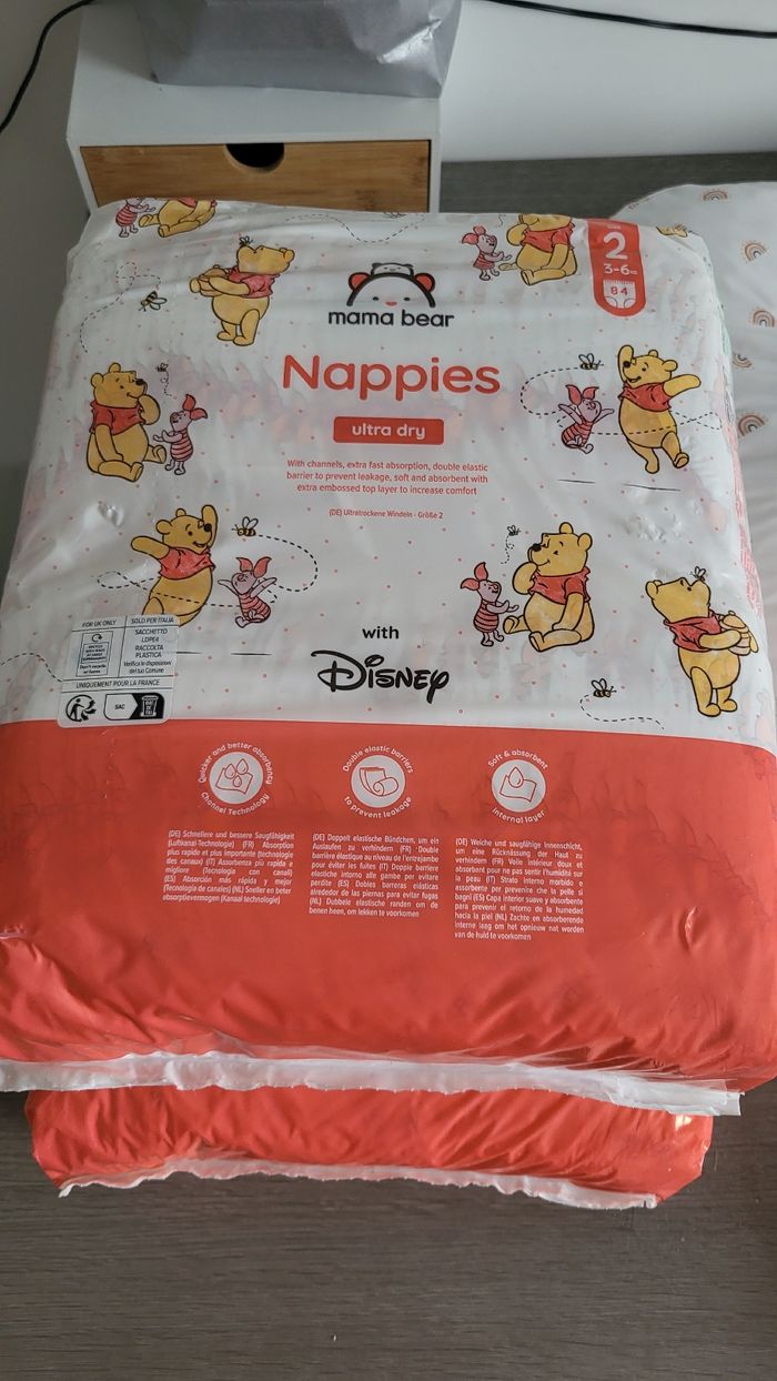 2 paquets couche nappes 3-6kg taille 2
