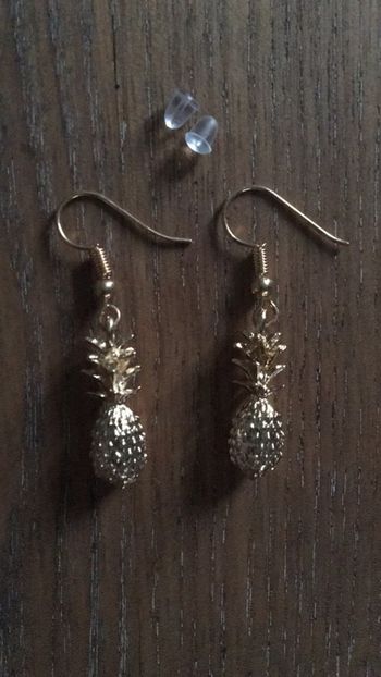 Boucle d’oreille ananas