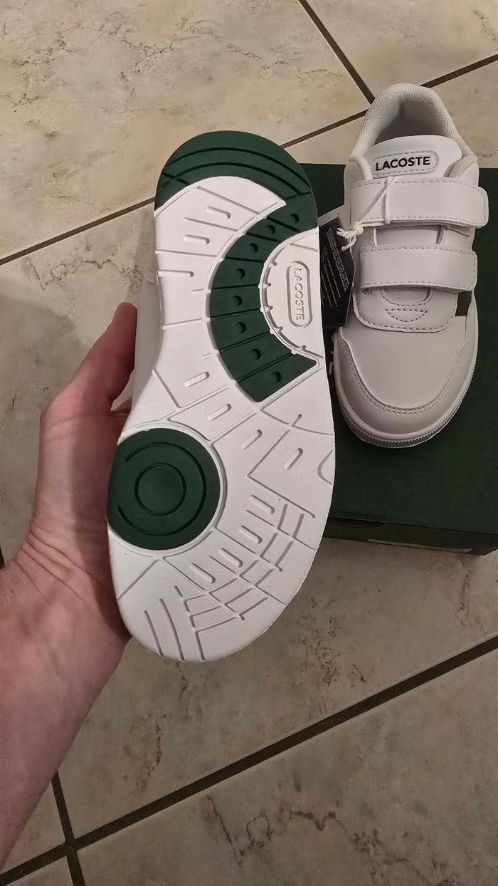 (NEUVES non portées)🏷🤩🥰😍 superbes baskets lacoste pointure 27 garçon 🤩🥰😍 - photo numéro 4