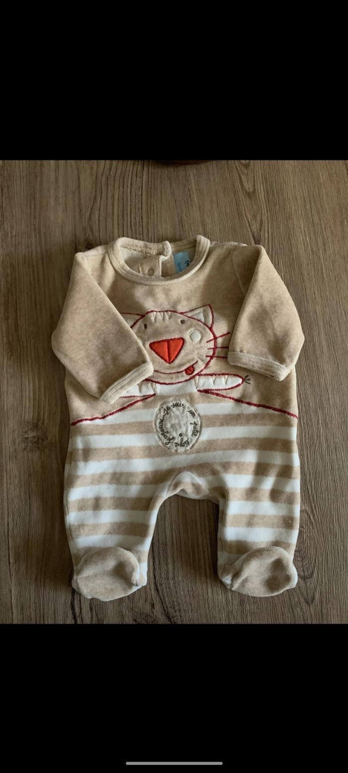 👣 pyjamas bébé 👣 - photo numéro 2