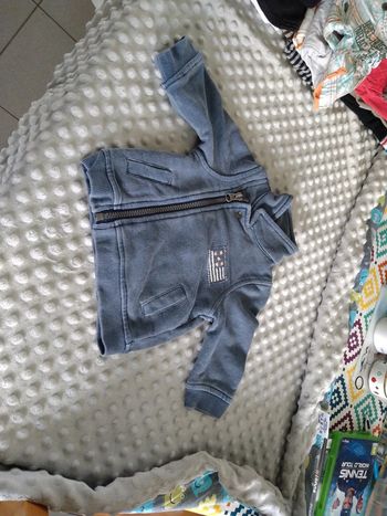 Gilet Kiabi 3 mois