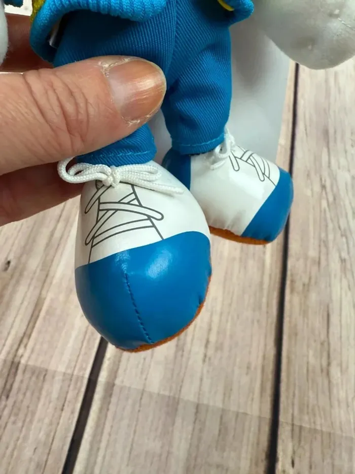 Peluche Disney Mickey Mouse import Japon Tokyo Disneyland - photo numéro 17