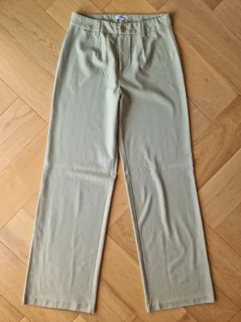 Pantalon femme vert Taille 38 Jennyfer