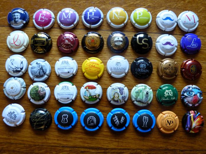 Plaque muselet couleurs champagne graffiti 2 capsules collection vin cuisine