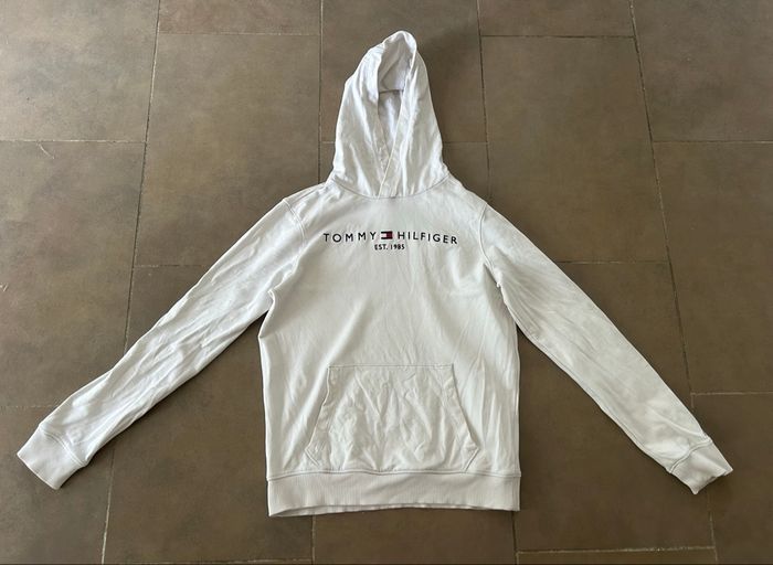 Sweat blanc Tommy Hilfiger taille 14 ans
