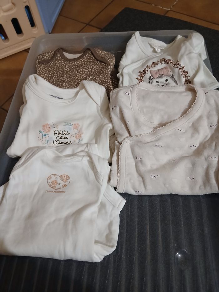 5 bodies 2/3 mois 60 cm