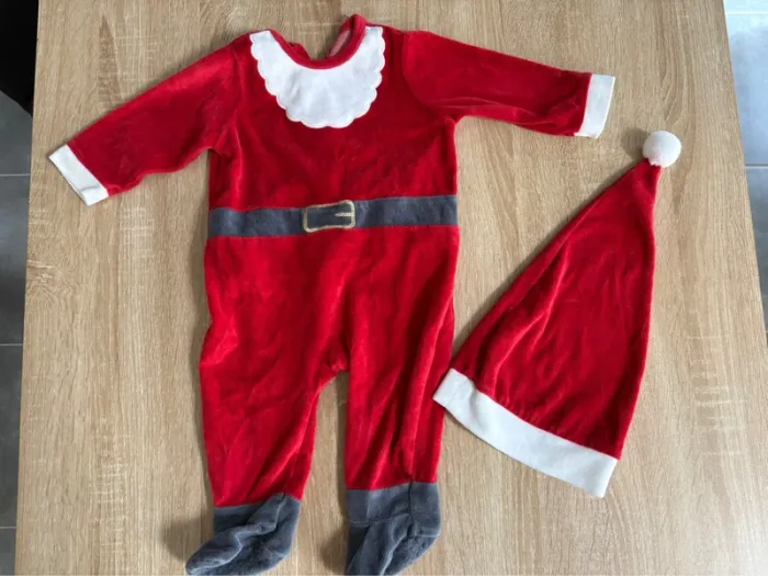 Pyjamas Noël taille 12 mois
