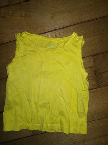 Débardeur Tex bio taille 9 mois 1€