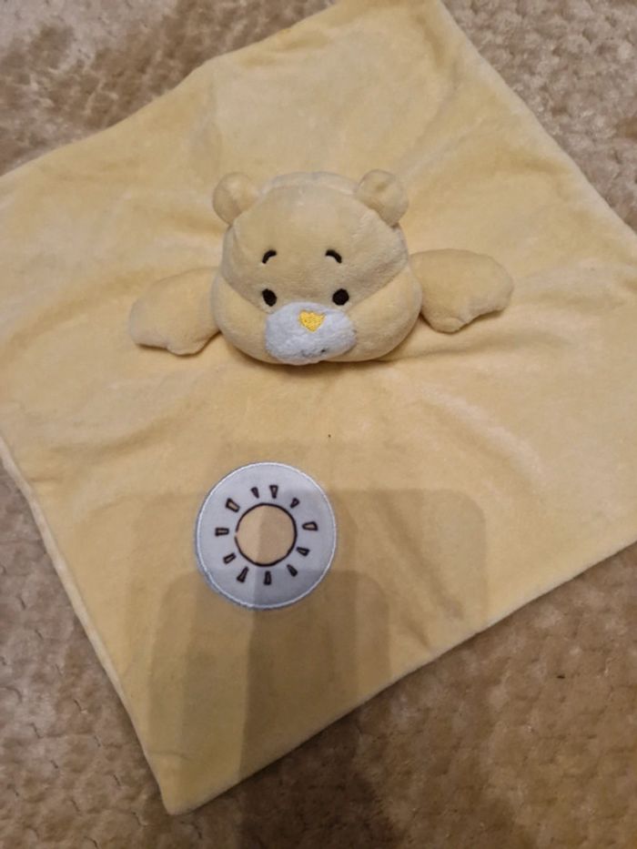 Doudou jaune soleil bisounours - photo numéro 2