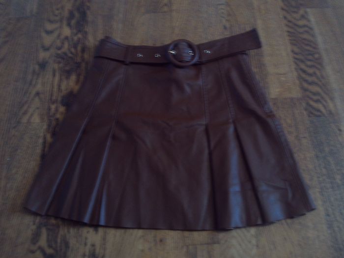 Jupe en faux cuir - photo numéro 3