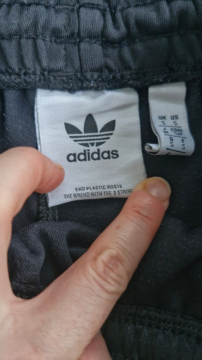 Pantalon de survêtement / jogging Adidas taille S - photo numéro 7