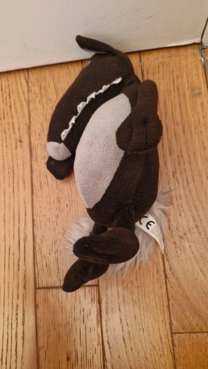 Peluche le loup Auzou - photo numéro 3