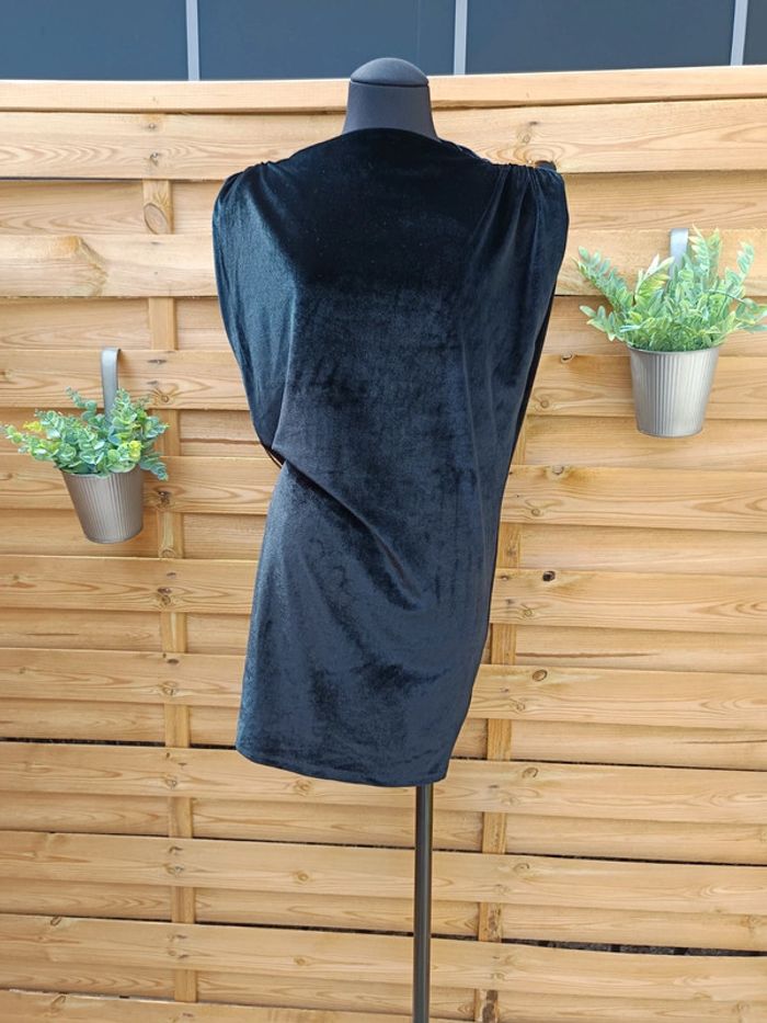 Robe noire neuve taille S - photo numéro 3