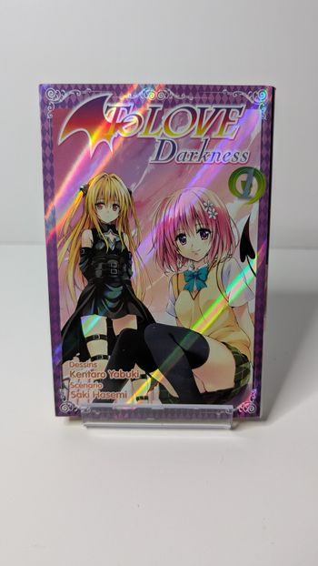 [Manga] To Love Darkness, tome 1 couverture brillante avec planche sticker