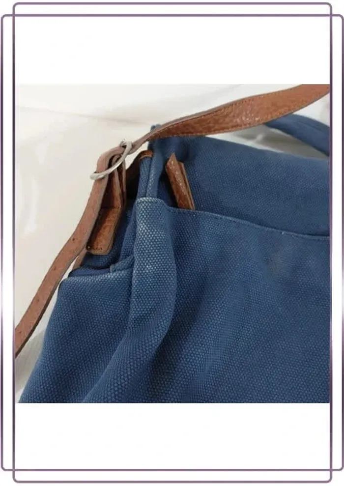 Sac bandoulière Adolfo Dominguez, bon état, bleu 26x28cm - photo numéro 3
