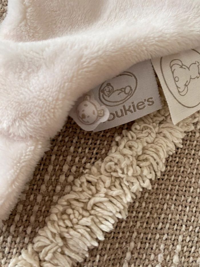 Peluche doudou plat triangle 30cm noukies pingouin rose et blanc parfait état - photo numéro 4