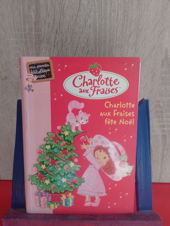Charlotte aux Fraises, Tome 6, bibliothèque rose (couverture souple)