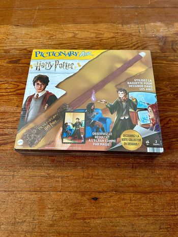 NEUF jeu de société Pictionary Air Harry Potter édition spéciale baguette magique écran