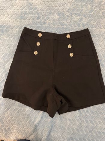 Short noir neuf avec étiquette