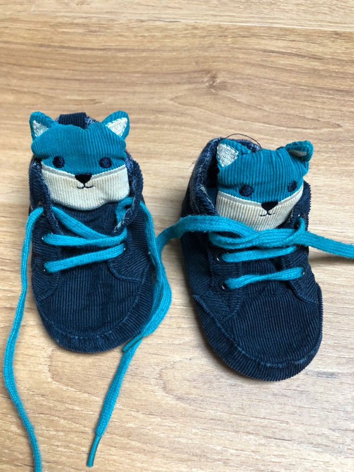 Chaussure chat bébé