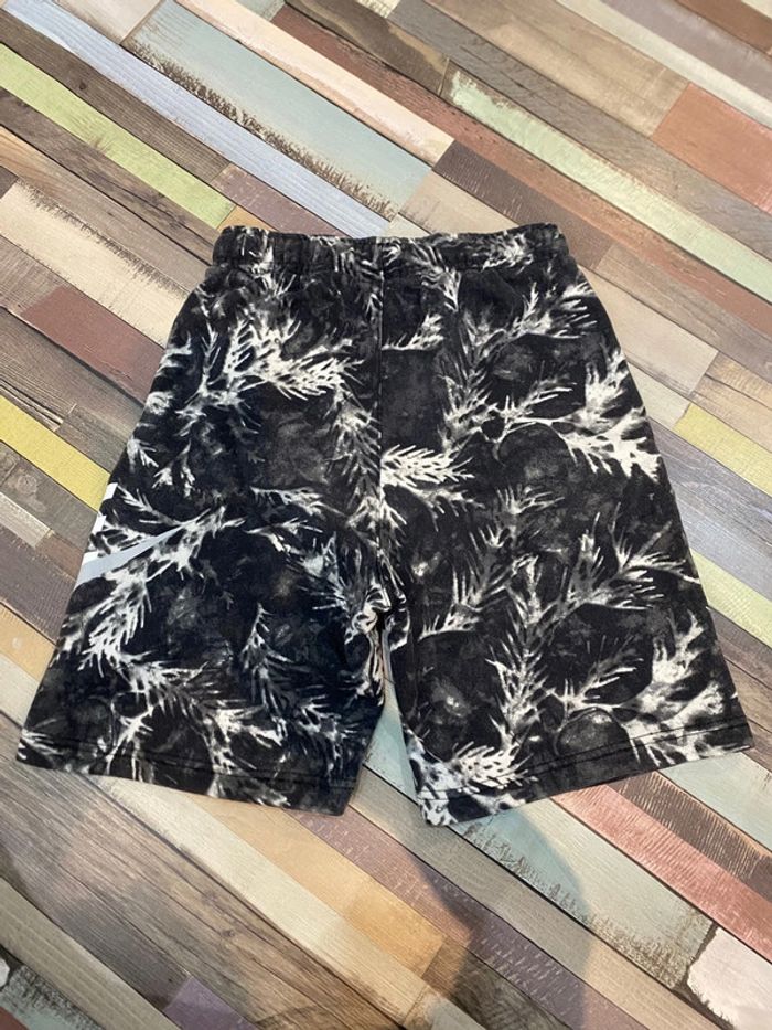 Short Nike noir blanc - photo numéro 3