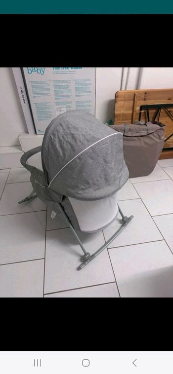 Berceau lovi bébé tout neuf
