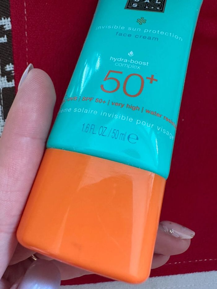 Crème solaire visage SPF 50 - photo numéro 3