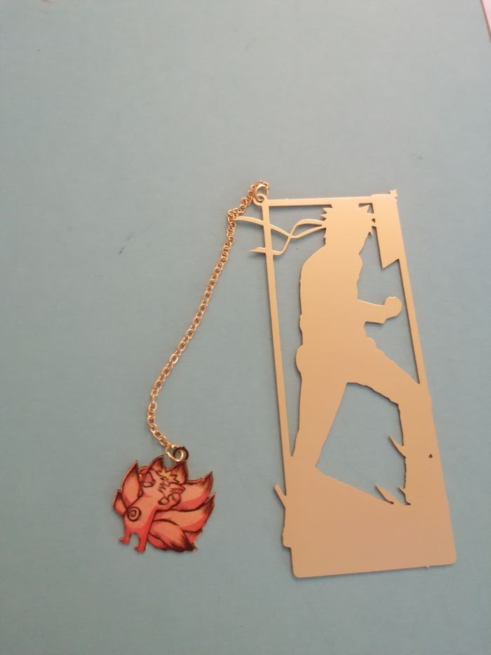 Marque page Naruto en métal - photo numéro 2