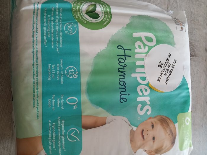 Paquet de couche Pampers (27) taolle 6 - photo numéro 2