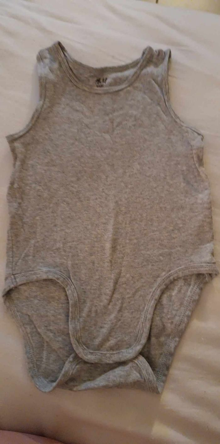 Vêtements bébé garçon - photo numéro 2