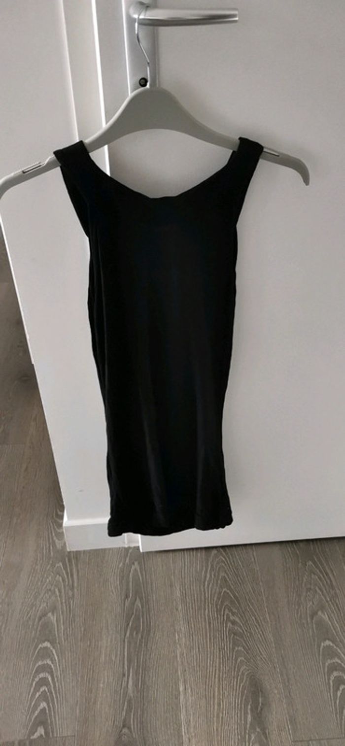 Débardeur grand décolleté - photo numéro 4