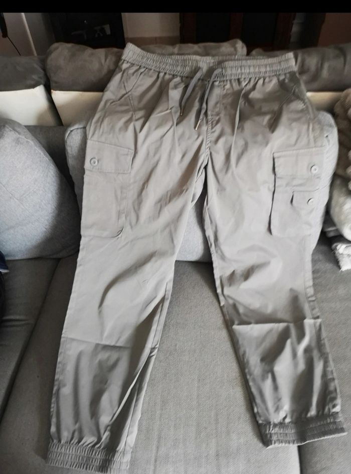 Pantalon cargo
