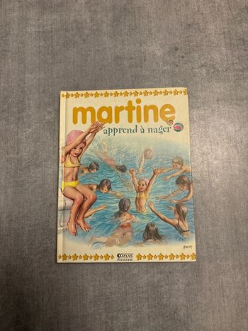 Livre Martine apprend à nager