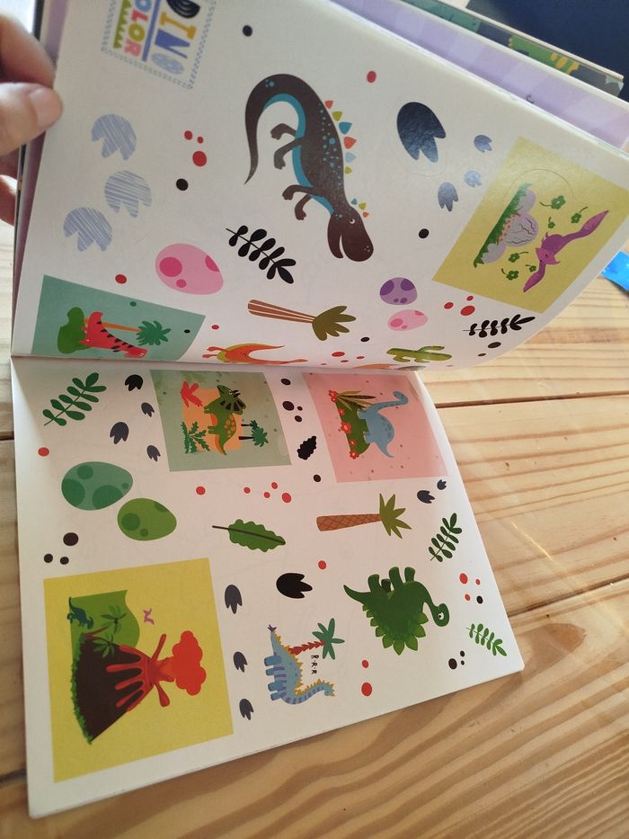 Coloriage dinosaures - photo numéro 6