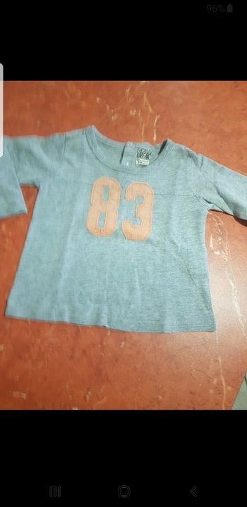 T.shirt bébé taille 12 mois