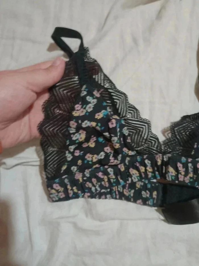 Brassière taille M - photo numéro 2