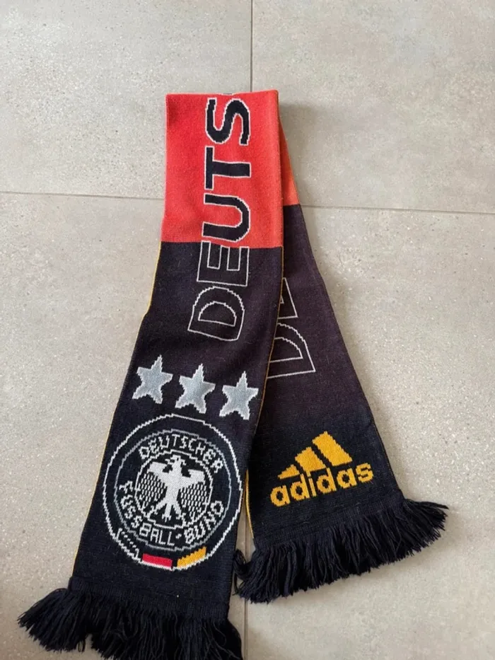 Echarpe supporter Allemagne vintage, très bon état