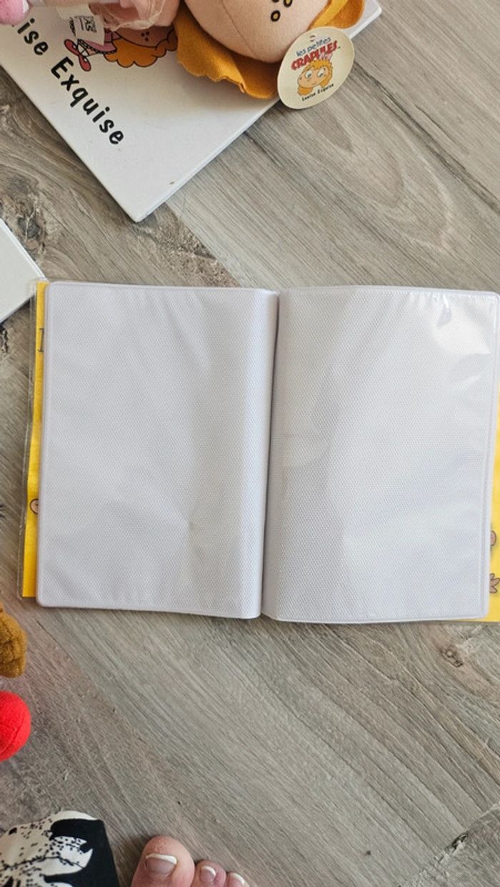 Lot livres les petites crapules et peluches - photo numéro 4