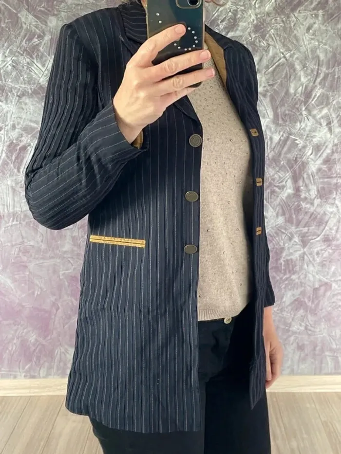 Superbe veste marine et dorée ultrachic 36