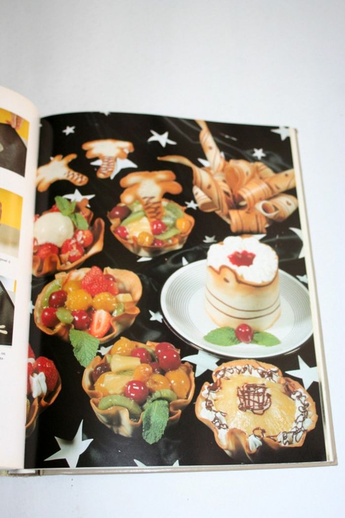 Livre de cuisine "1000 idées de décors, techniques et réalisations" - photo numéro 9