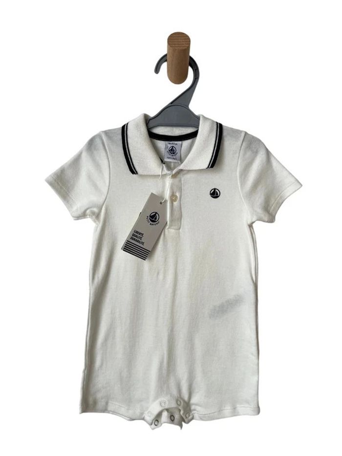 (NEUF) Combishort avec col polo - Petit Bateau 6 mois (67cm)