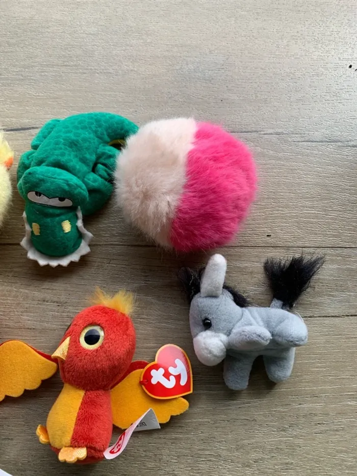 Lot de petites peluches diverses - photo numéro 3