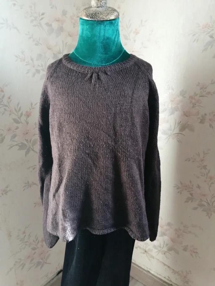 Pull fin marron manches bouffantes plissés au col avec pressions / placard de filles / (8 ans) - photo numéro 3