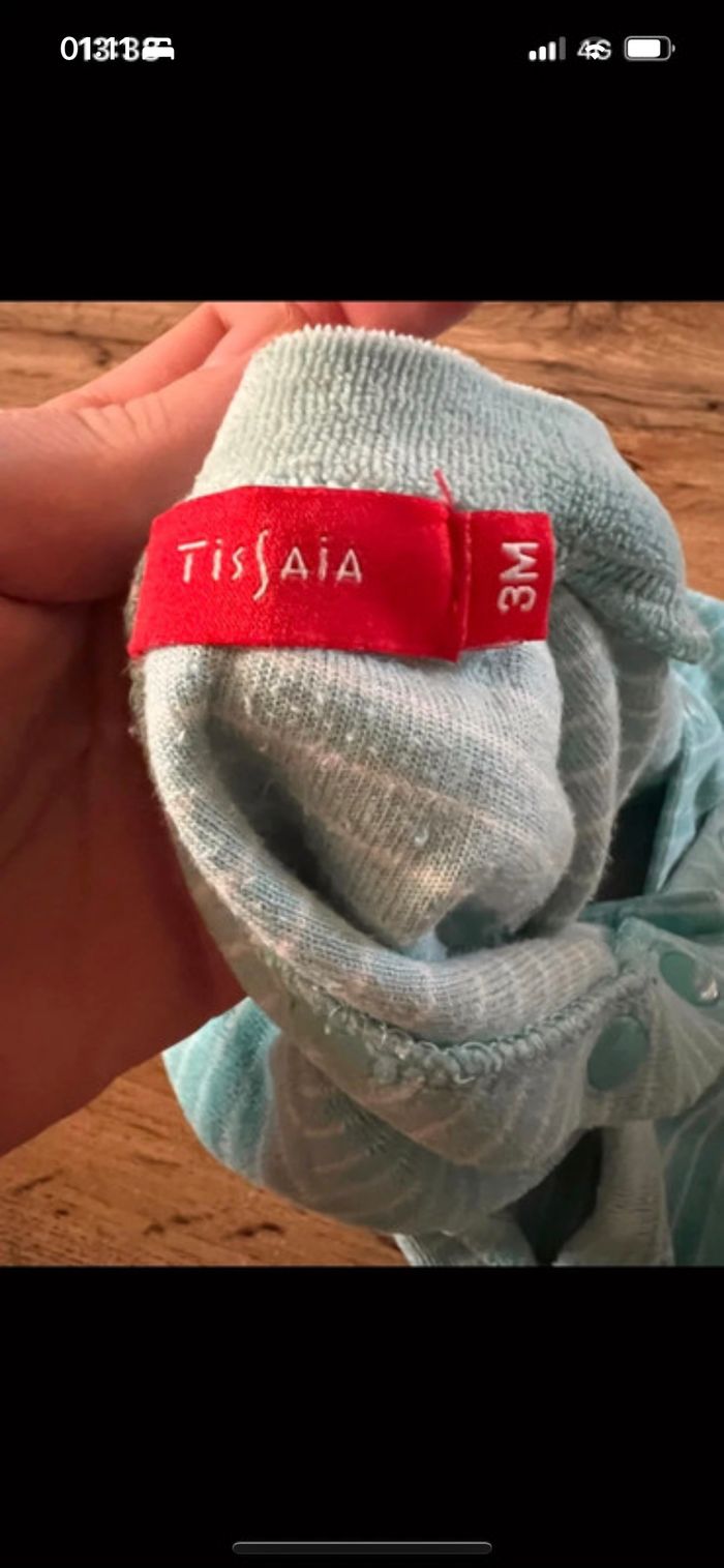 Lots de bodies 3 mois - photo numéro 3