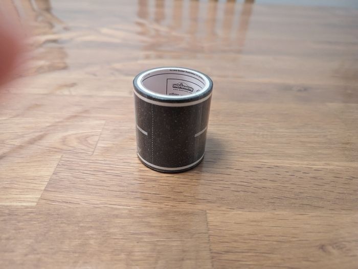 Scotch pour imiter une route pour petites voitures marque Majorette